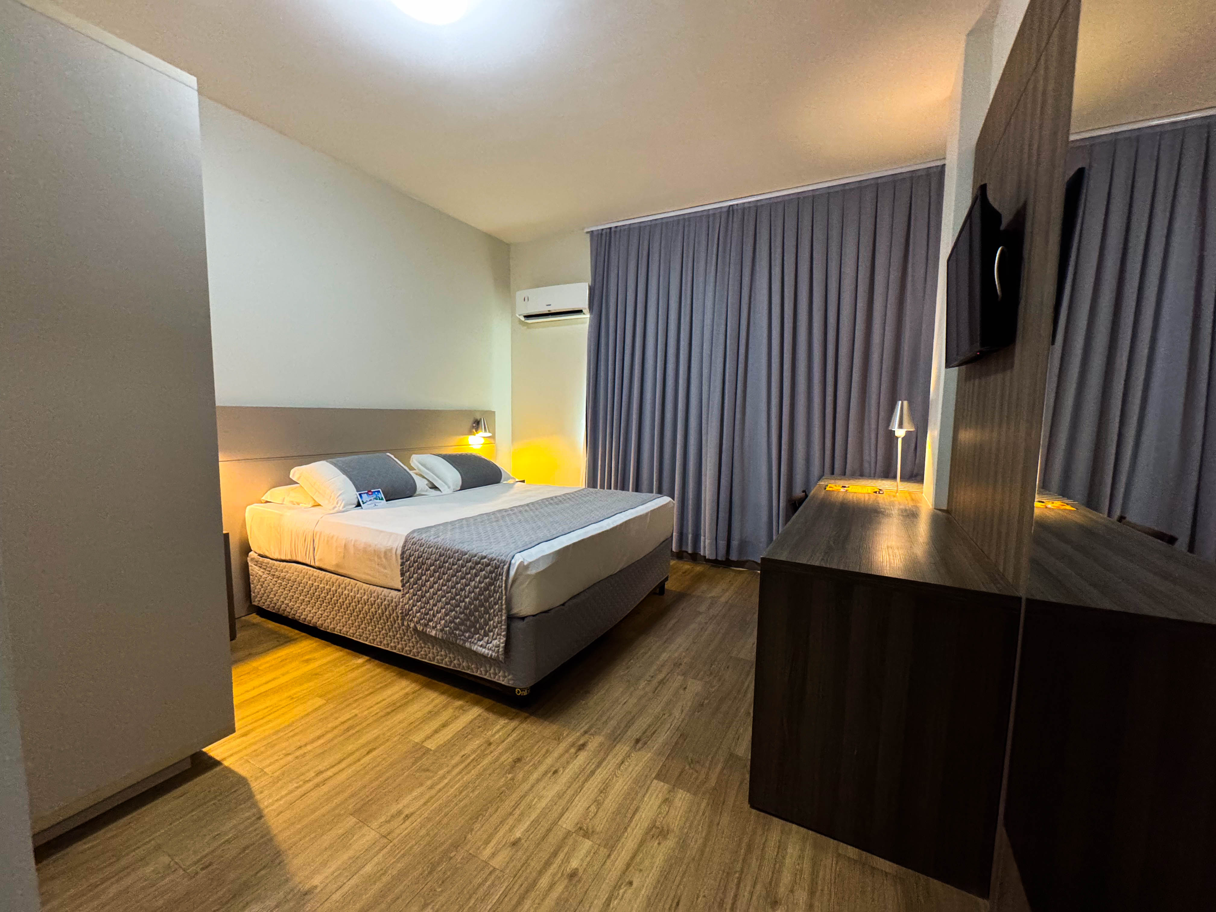 Área de trabalho - Quarto Superior